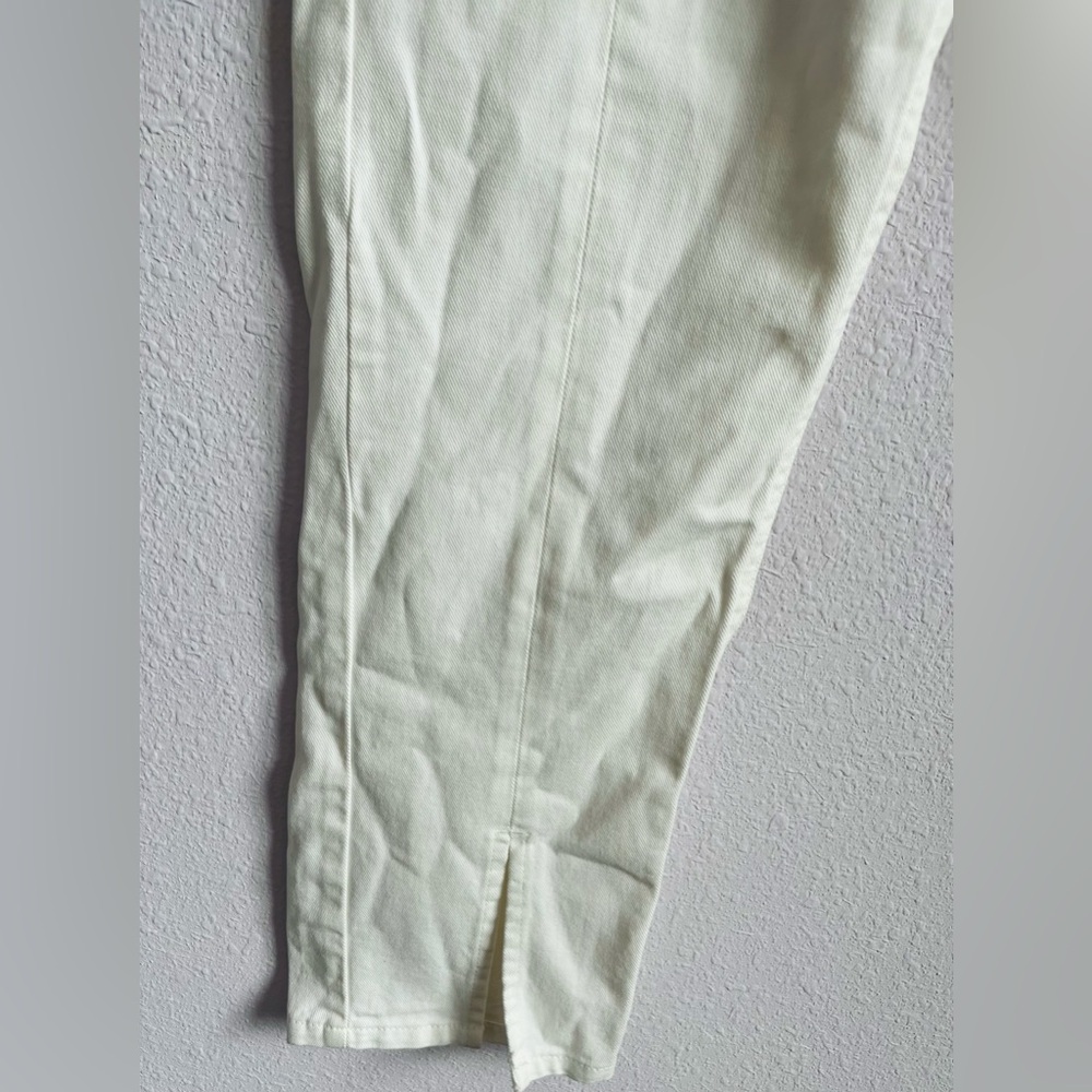 NWT NASTY GAL WHITE WOMENS SPLIT FRONT JEANS SIZE 9 Organic Cotton - Picture 2 of 5